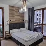 Deluxe In Cascadas Family Sunny Apartment